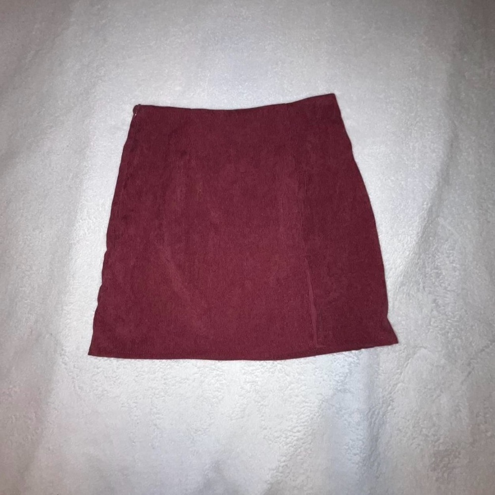 BURGUNDY FALL MINI SKIRT WITH SIDE ZIPPER